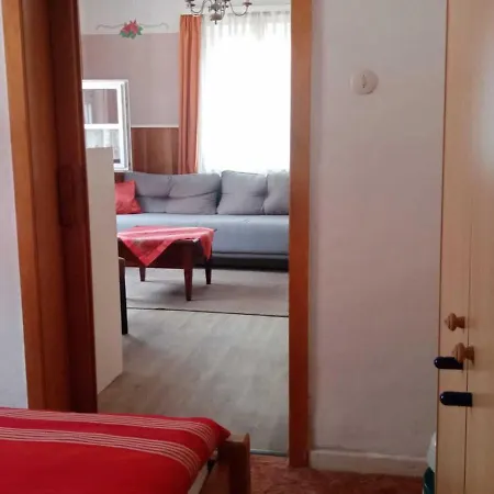 Detached Holiday With Private Terrace In Landau Prázdninový dům